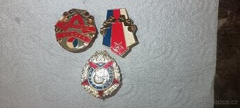 Prodám odznaky Č#LA