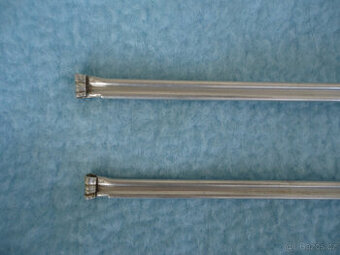 Garnýž, vitrážka