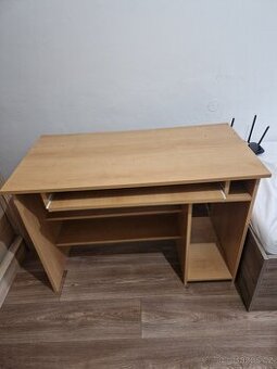 Počítačový stůl