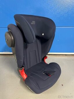 Autosedačka Britax Römer Kidfix II 15-36 kg.