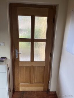 dubové dveře vstupní