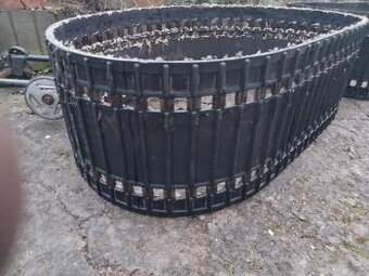 Sněžný skútr Buran pásy