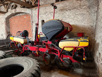 Prodám secí stroj Tempo F6