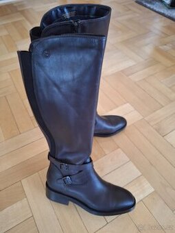 Dámské kožené kozačky vysoké hnědé č.39 TAMARIS