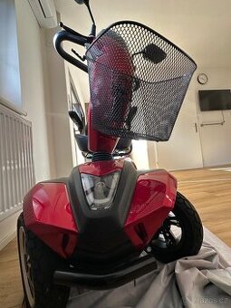 Nabízíme k prodeji elektrický skútr C.T.M HS-828