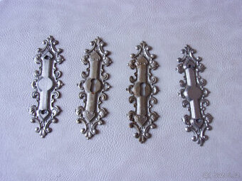 staré nábytkové kování