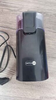 Mlýnek elektrický na kávu značky Switchon