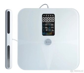 Profesionální váha s funkcí analýzy těla