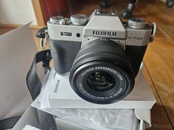 Bezzrcadlovka Fujifilm XT-20 + Fuji XC 15-45