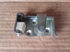 Trabant, Wartburg - západka zámku