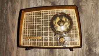 Prodám bakelitové starožitné rádio  Hornyphon W147U  .