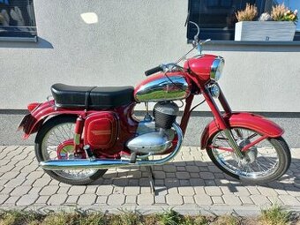 Jawa 250/590 sport