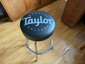 Barová stolička Taylor