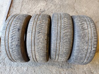 zimní gumy nokia 225/55r17