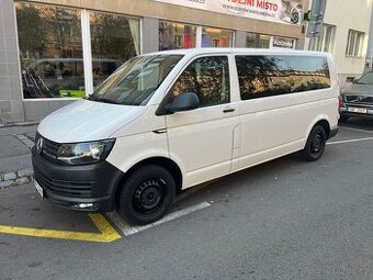 Pronájem dodávky VW Transporter T6 Long 9 míst - Bílá 2.0 TD