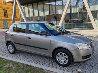 benzínová Škoda Fabia 2 .... velice pěkný stav  134000km