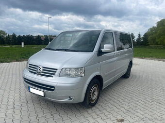 Volkswagen Multivan 2.5TDi 7 míst