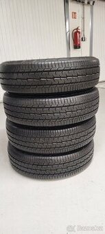 Jako nové 205/75/16C TOYO Nanoenergy VAN, 5123, 9.2mm-8.7mm.