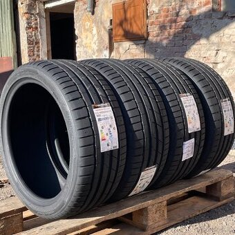 Uplně nové letní pneu 225/40 R18 92Y XL Hankook