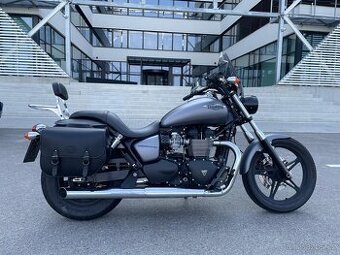 Triumph Speedmaster 900 (2015), najeto 26.100 km - TOP STAV