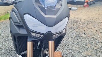 PPF fólie na přední světlo na Honda Africa twin 1100 adv.