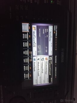 Yamaha psr 775 - 1