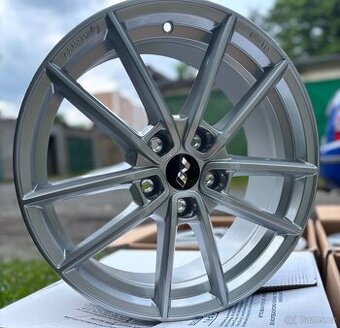 Hyundai i30 Fastback III,18' alu disky ,Borbet