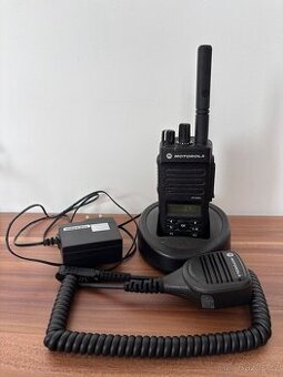 MOTOROLA DP2600E + mikrofon