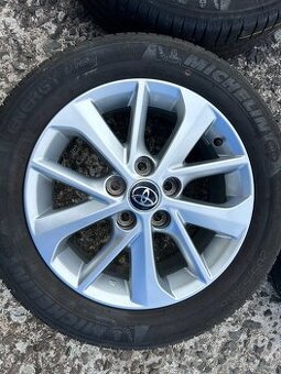 TOYOTA AURIS, 205/55/16 letní sada
