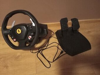 Volant Ferrari Thrustmaster ps4
