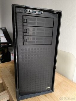 pocitacovy skrin nzxt - 1