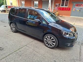 Vw Touran 2.0TDi 103kW DSG 2011