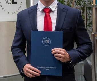 Luxusní oblek od Blažka vel. 50 - 1
