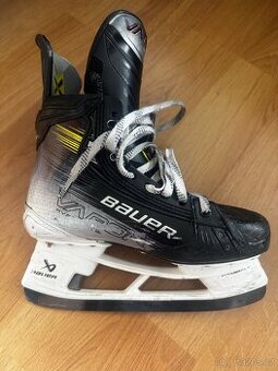 Bauer Vapor Hyperlite 2