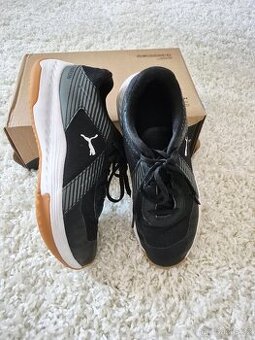 Dětské halové sportovní boty Puma,  velikost 36