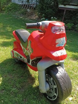 Odrážedlo - motorka