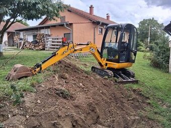 Jcb 8018