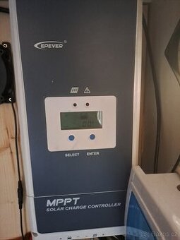 Regulátory EPEVER tracer AN 100 A a 50 A.