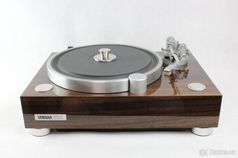Gramofón YAMAHA GT-2000