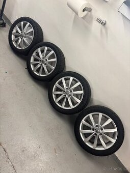 VW Dijon 5x112 R17 205/50/17  Zimní pneu