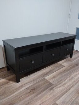 IKEA Hemnes, televizní stolek
