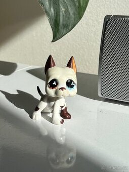 LPS doga (Littlest Pet Shop)