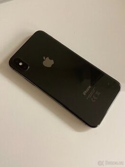 iPhone X (2018, 64 GB)