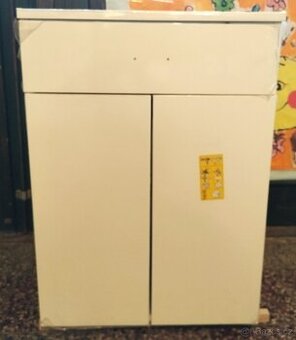 Nabízím koupelnou skříňku Keramia 50x33,3 cm nízká bílá