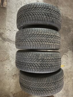 Nokian WR Snowpeoof P 235/45R18 98V