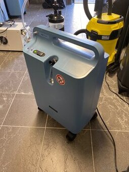 Kyslíkový přístroj Philips - tichý chod - záruka