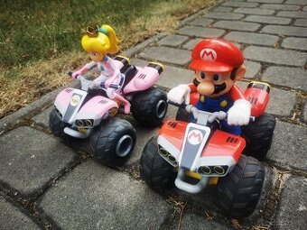 Auto Carrera RC Mario Kart a princezna