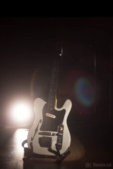 Kytara Jolana Vikomt