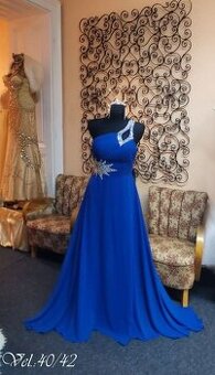 LUXUSNÍ PLESOVÉ ŠATY S MALOU VLEČKOU vel.40/42
