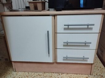 koupelnová skříňka pod umyvadlo